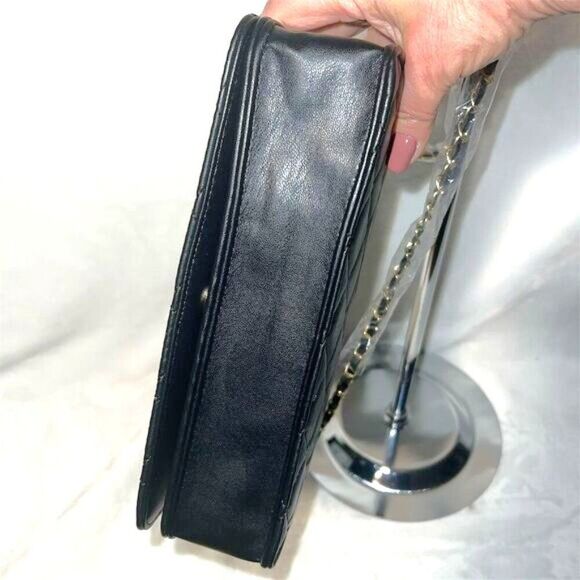 Badgley Mischka Black Diamond Quilted Crossbody Bag with Chain Strap - Picture 7 of 11